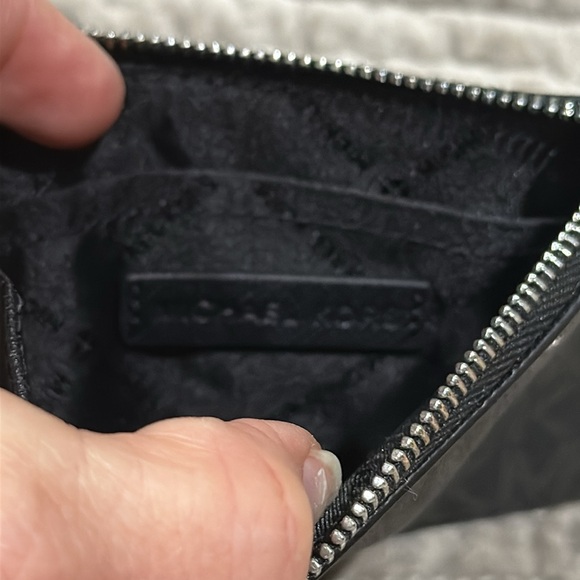 Michael Kors keychain ID wallet - Picture 5 of 8